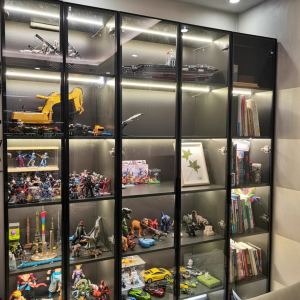 TỦ TRƯNG BÀY MÔ HÌNH ĐA NĂNG HIỆN ĐẠI – NÂNG TẦM KHÔNG GIAN SƯU TẦM